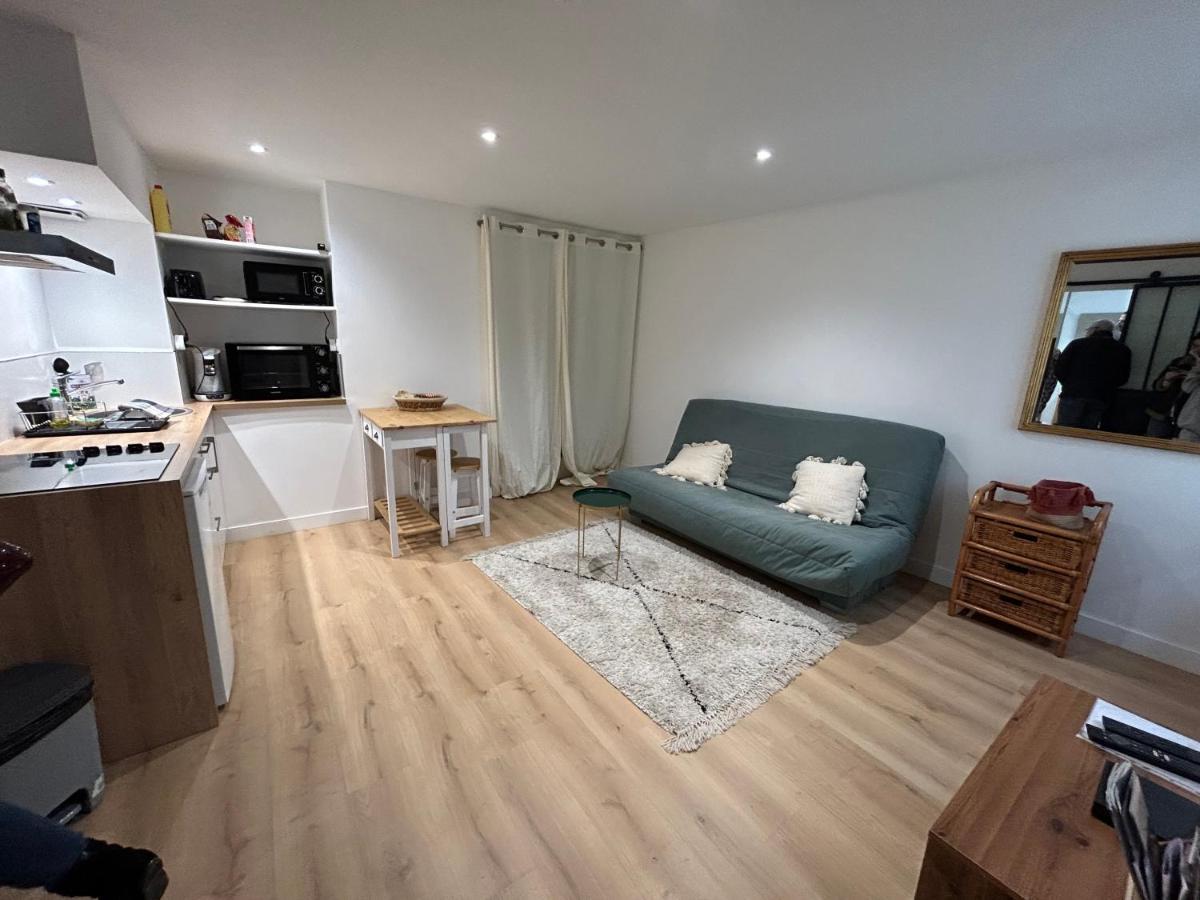 Blue Studio Cosy Et Calme Proche Du Centre Avec Tv Et Wifi ลาโรแชล ภายนอก รูปภาพ