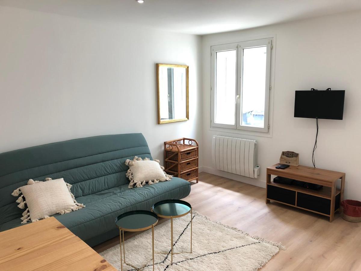 Blue Studio Cosy Et Calme Proche Du Centre Avec Tv Et Wifi ลาโรแชล ภายนอก รูปภาพ